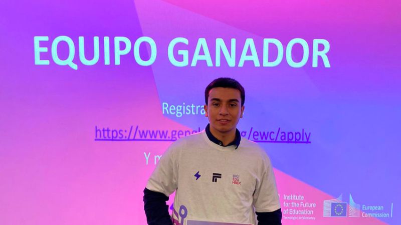 Estudiante de ingeniería comercial en administración gana torneo de innovación digital en educación DigiEduHack 2023 en México