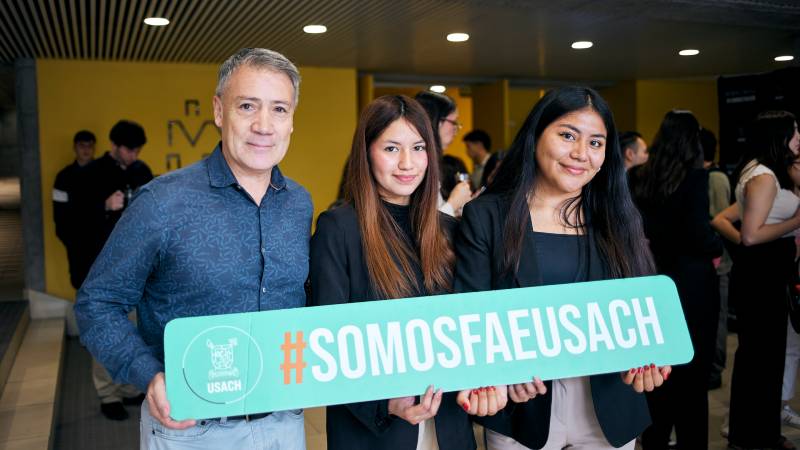 Egresados de la FAE impulsan el talento estudiantil en el Programa L’Oréal Avanza 2024  