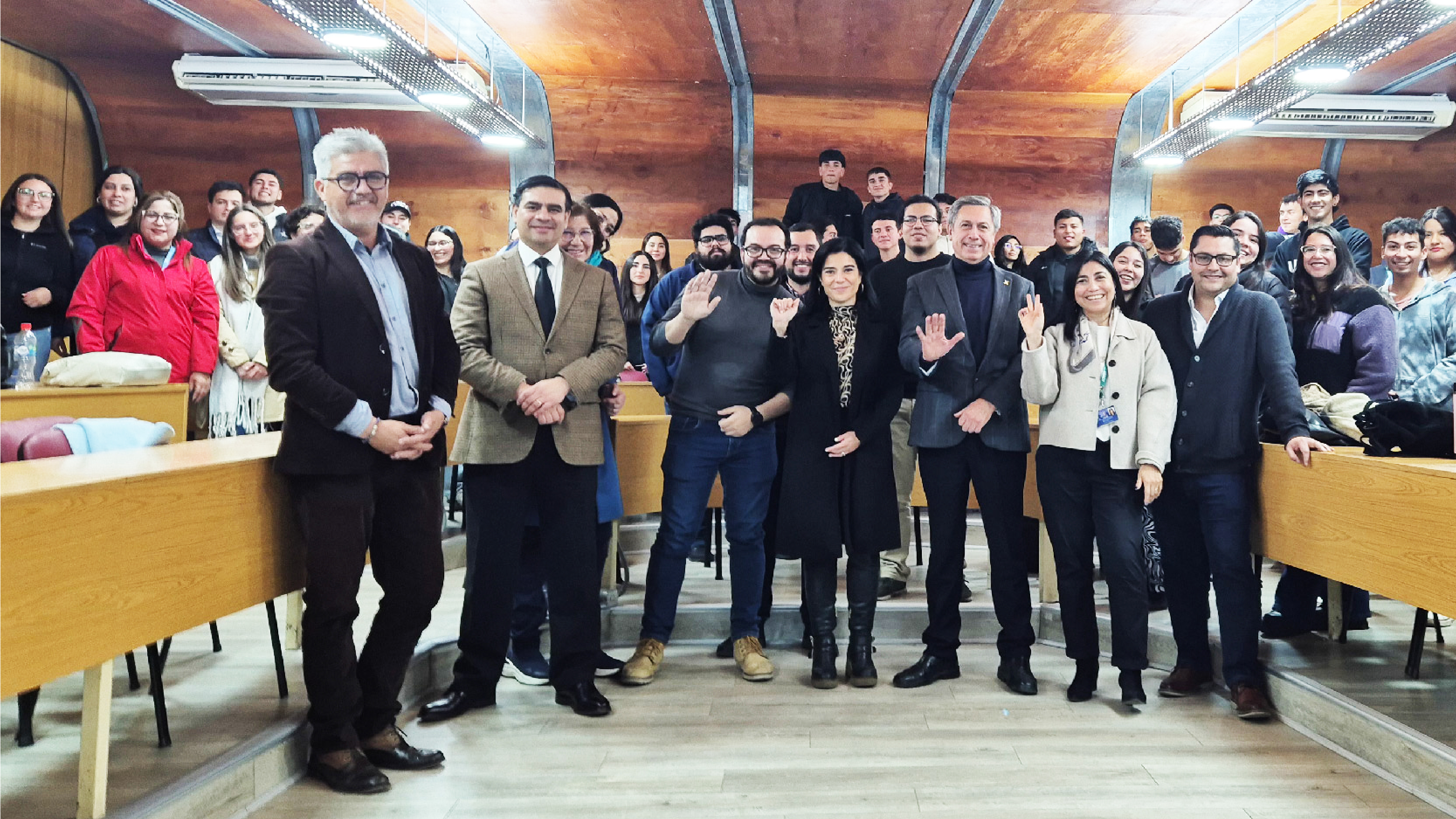 Destacada Alumni USACH, gerenta de Emprendimiento de Corfo, compartió claves del entorno emprendedor nacional