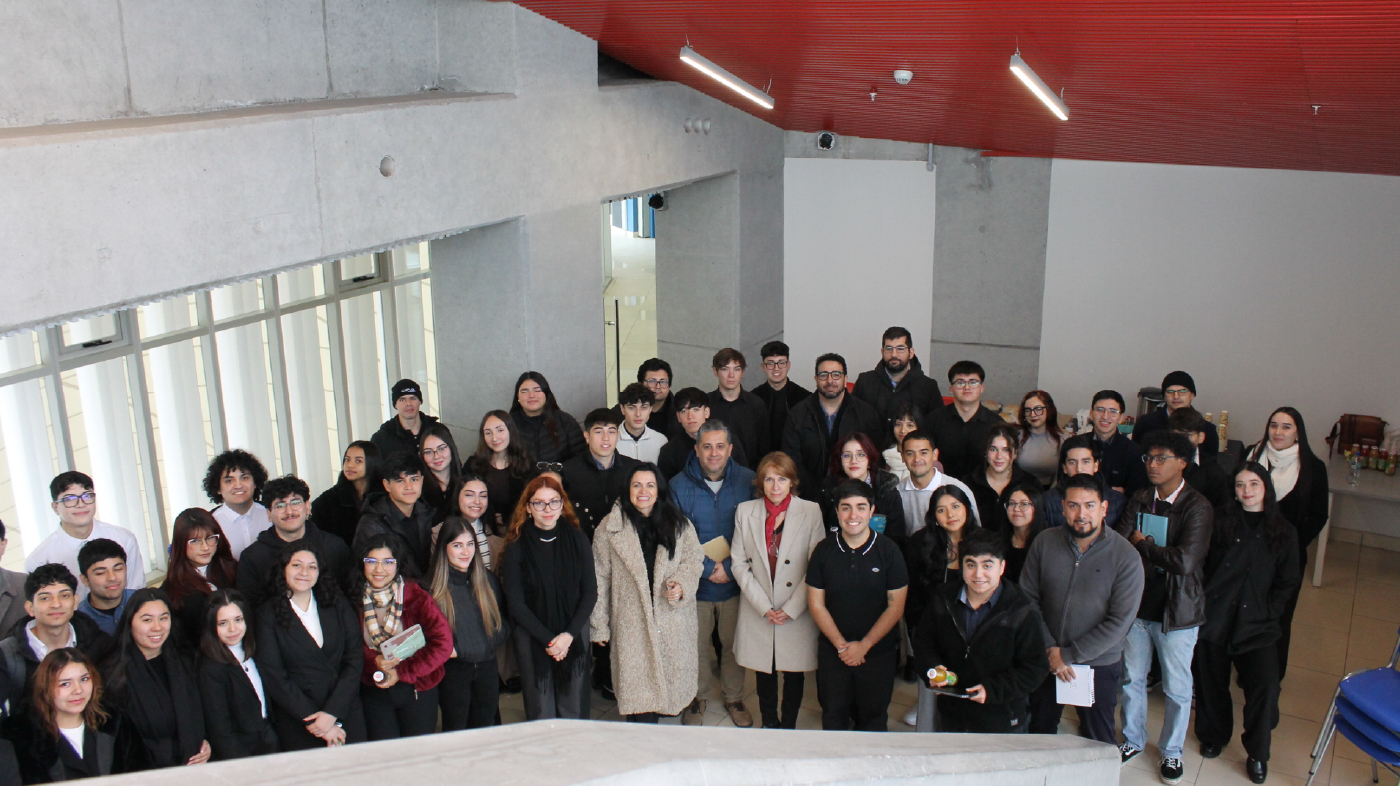 Speed Mentoring en la FAE Usach: Aprender haciendo, conectando y transformando