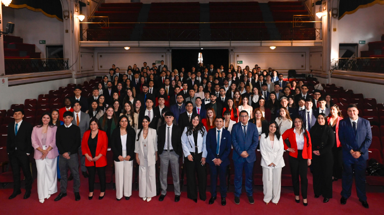Ceremonia de Titulación: nueva generación Alumni de Ingeniería Comercial en Administración de Empresas Usach