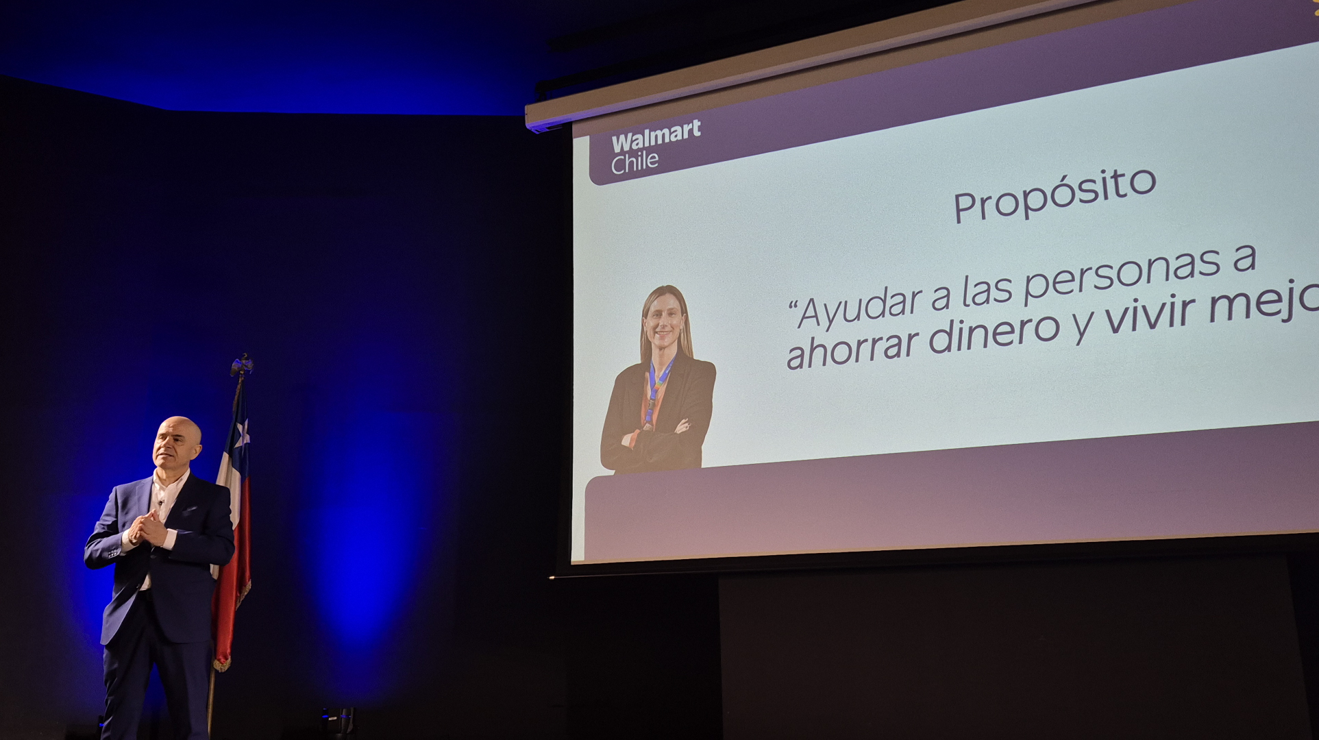 Innovar para liderar: Charla de Manuel Oyaneder sobre la transformación de Walmart Chile